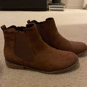 Brown Chelsea Boots